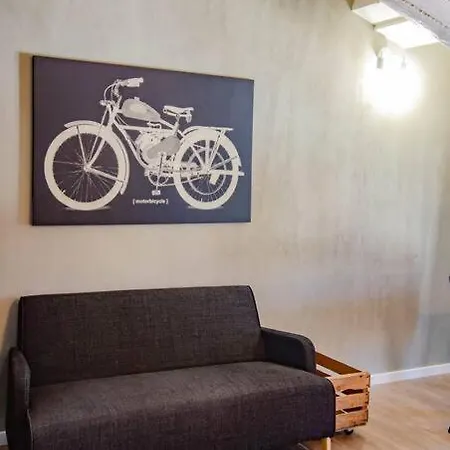 Fuoriporta Affitti Brevi - Corte 4 Con Parcheggio Gratuito Appartement Parme