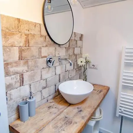 Fuoriporta Affitti Brevi - Corte 4 Con Parcheggio Gratuito *