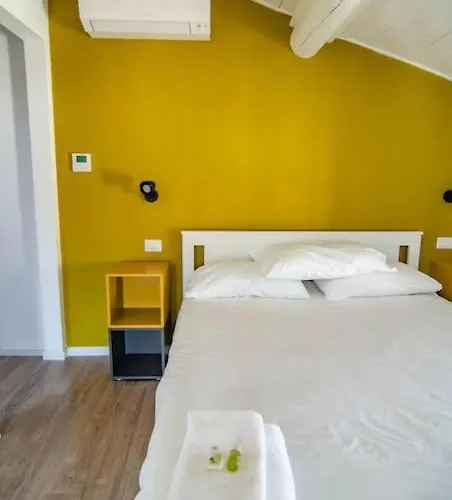 Fuoriporta Affitti Brevi - Corte 4 Con Parcheggio Gratuito Apartament Parma